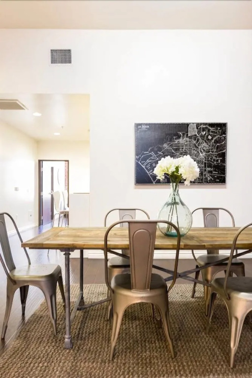 Visit La Live From A Spacious Industrial Loft