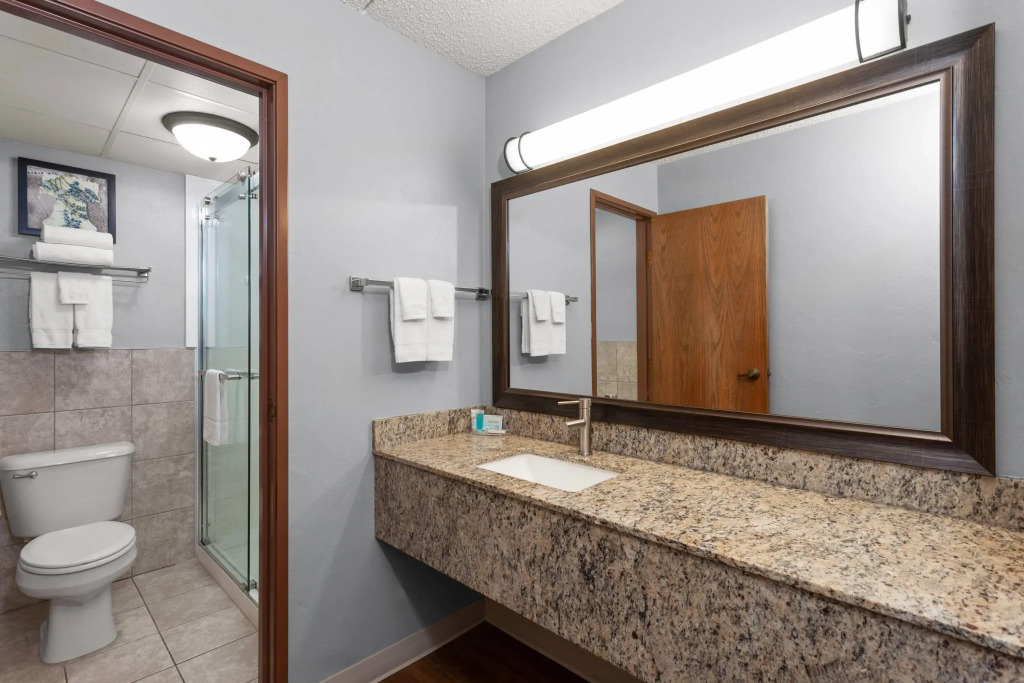 AmericInn by Wyndham Green Bay West