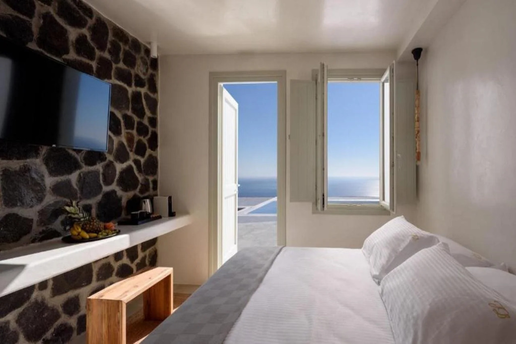 Terra Blanca Suites