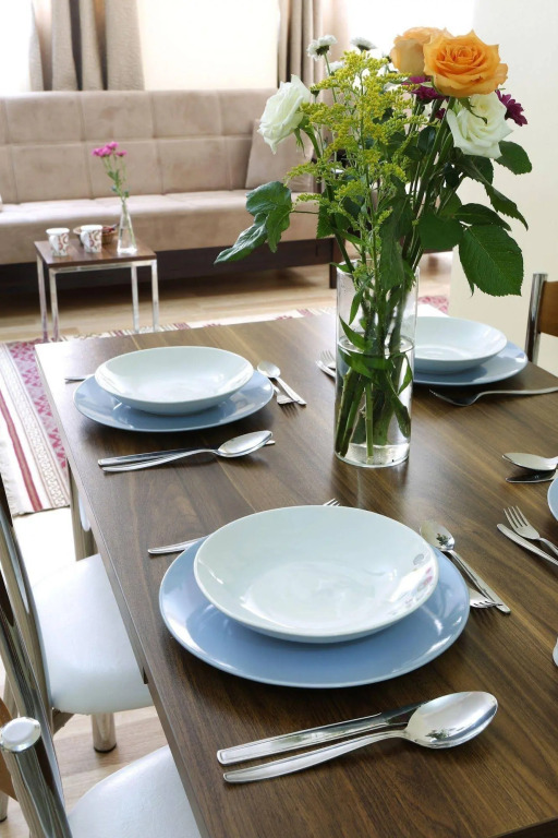 Ekim Apartments