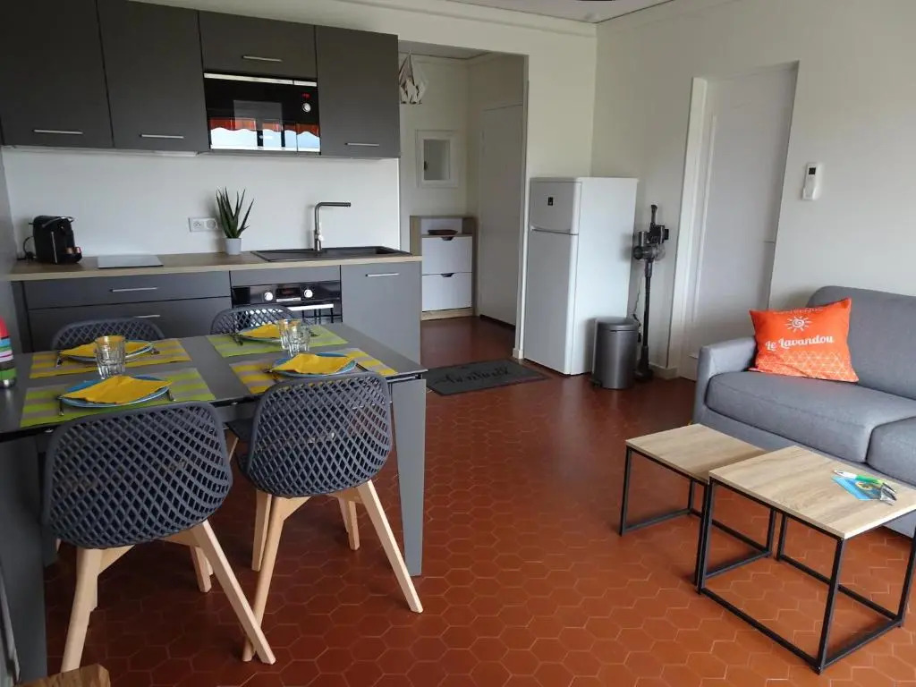 T3 150 m de la plage, climatisation, piscine et parking privatif - Le Lavandou
