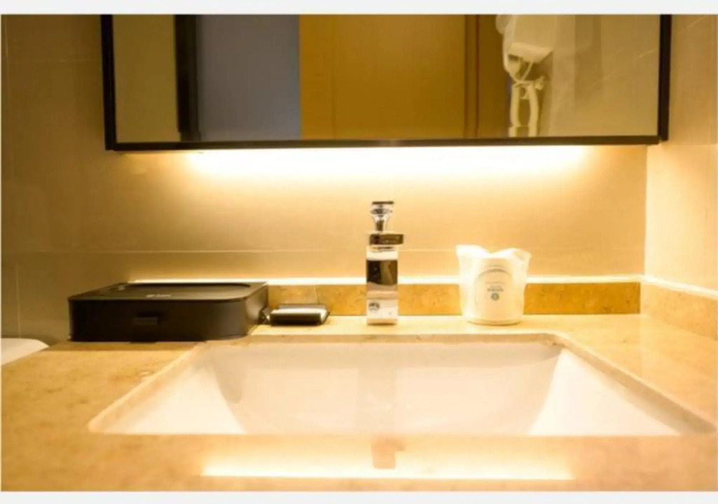 City Comfort Inn Kunming Airport Center
