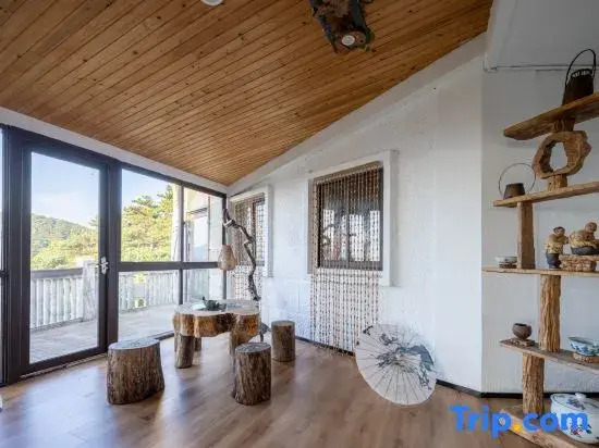 Lushan Lutos Terrace Garden Resort Hotel