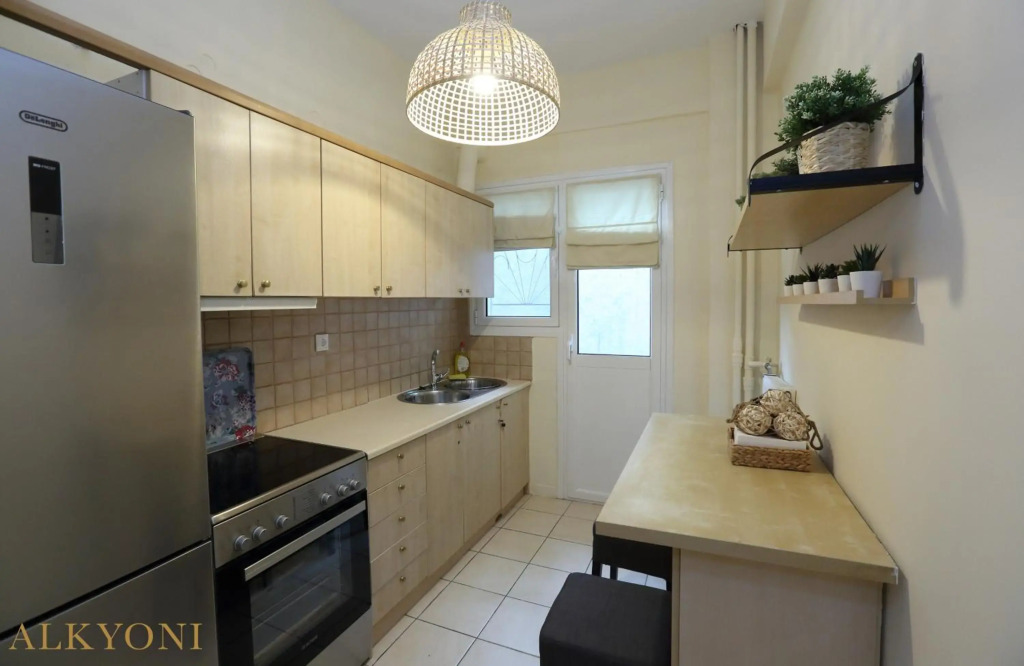 MELMA PROPERTIES- ALKYONI apartment by the sea in Piraeus