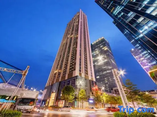 Huidelong 180° Skyview International Light Residence
