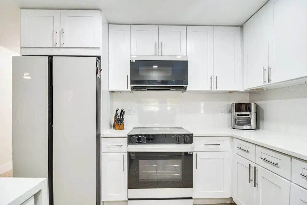 2 Mi to Beach: Home w/ Pool, Grill & More in Largo