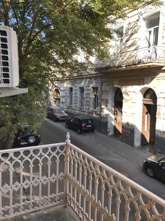 Apartment Mate