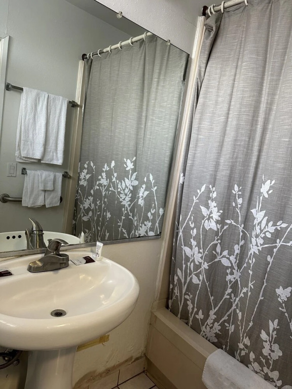 American Inn - Perris