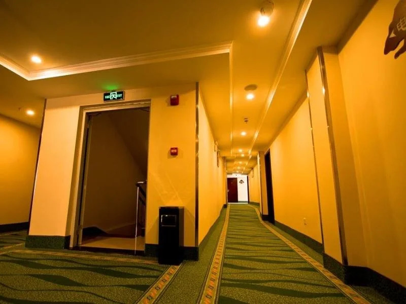 Greentree Inn Sanya Bar Street Linchunhe Road Business Hotel