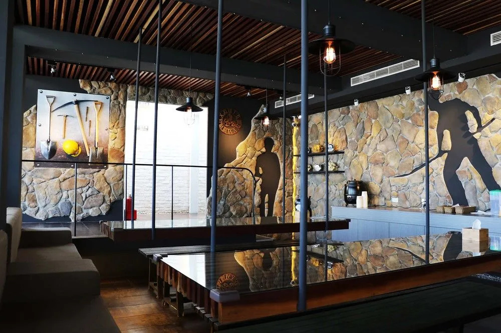 Goldmine Hotel