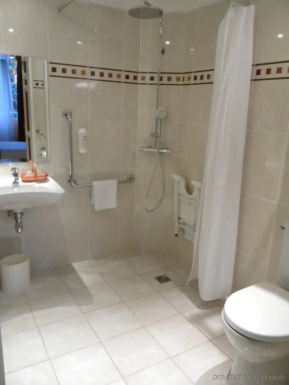 Hotel Champerret Elysees
