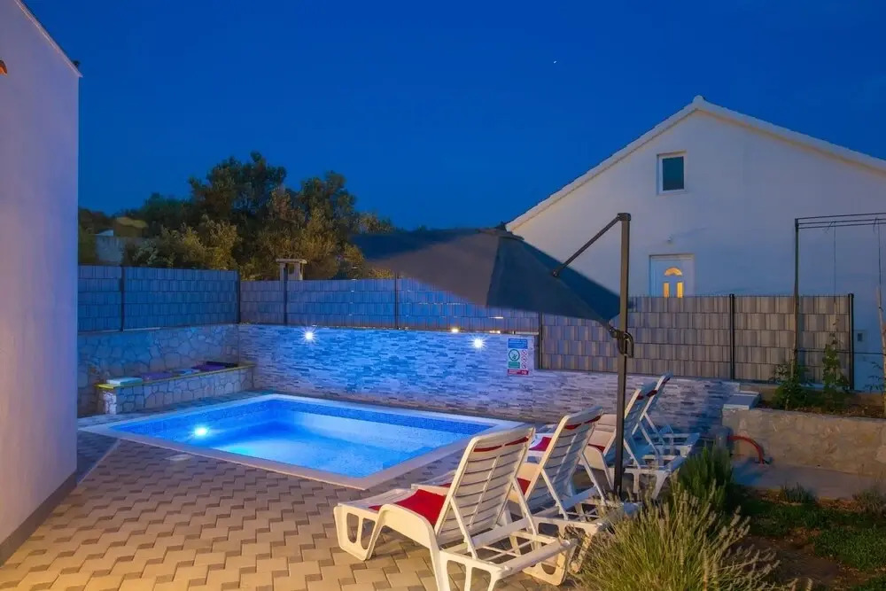 Ivica - With Pool - H