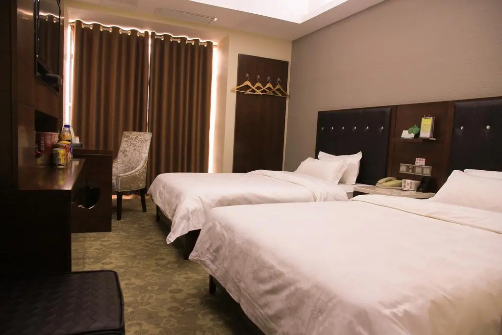 Sicily Hotel