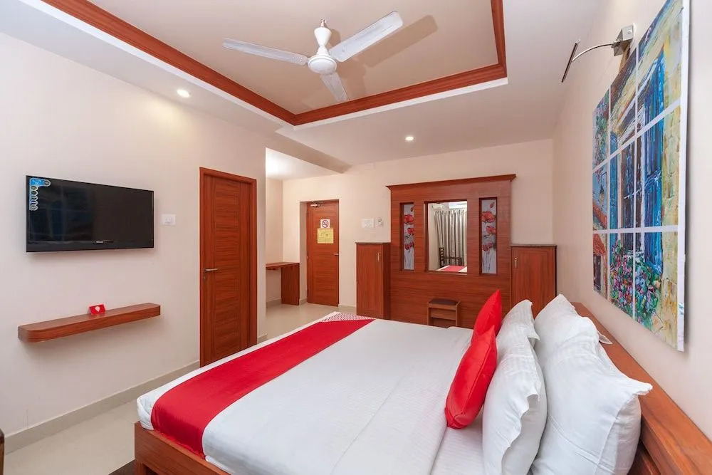 OYO 14872 Annamalai Residency