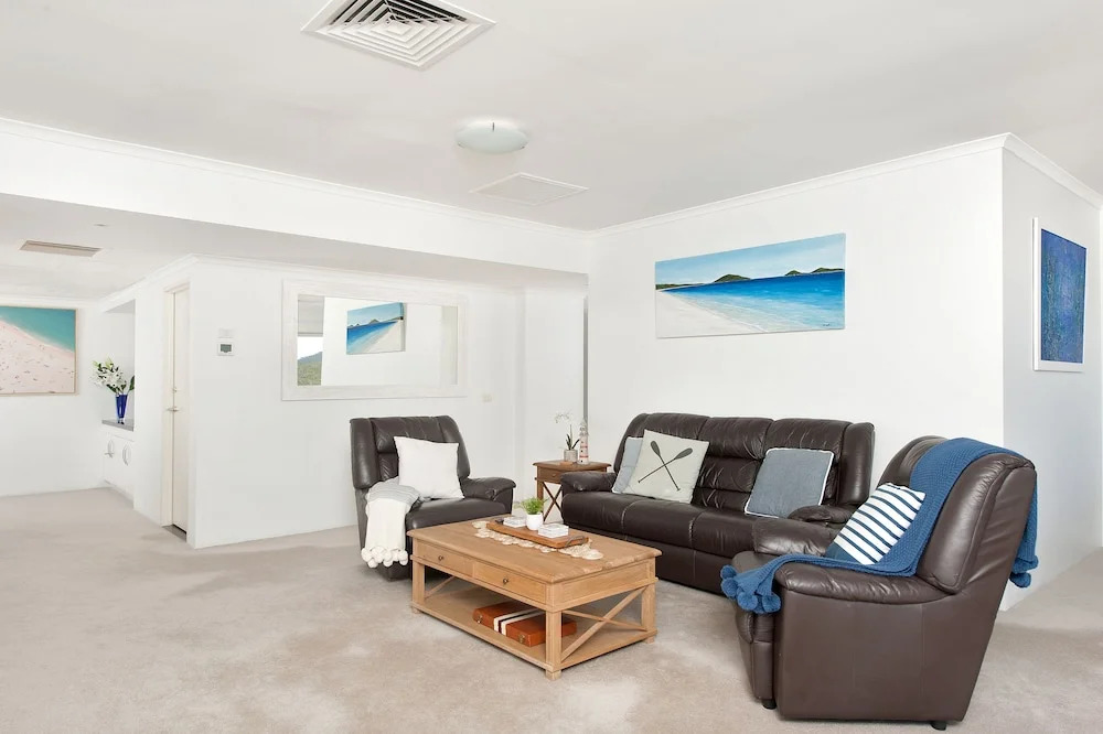 Shoal Bay Penthouse with Ocean Views and Resort Facilities