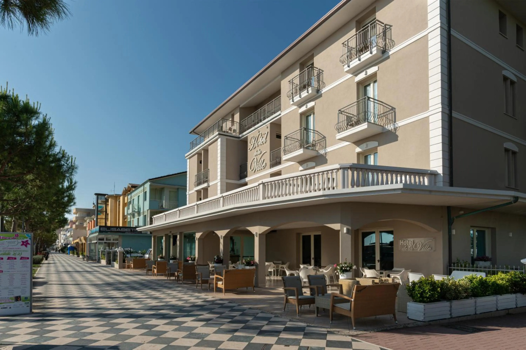 Hotel De la Ville