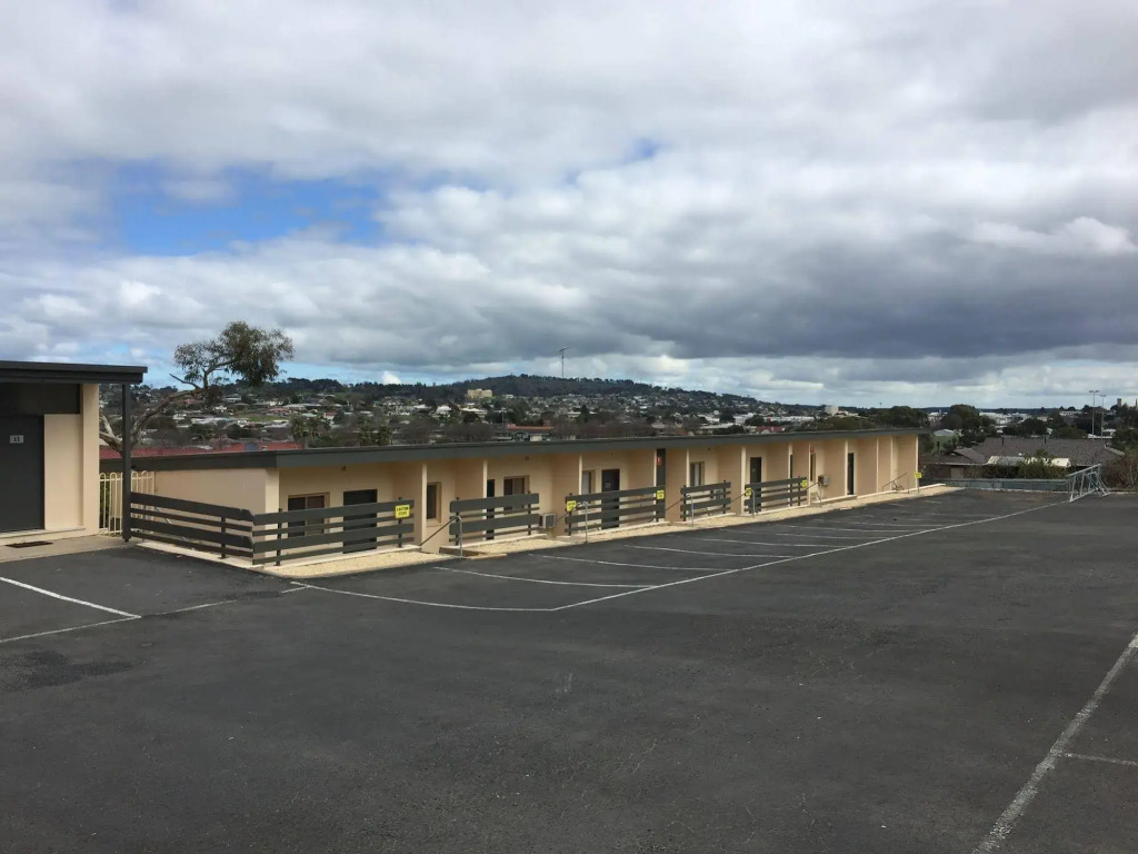 Blue Lake Motel
