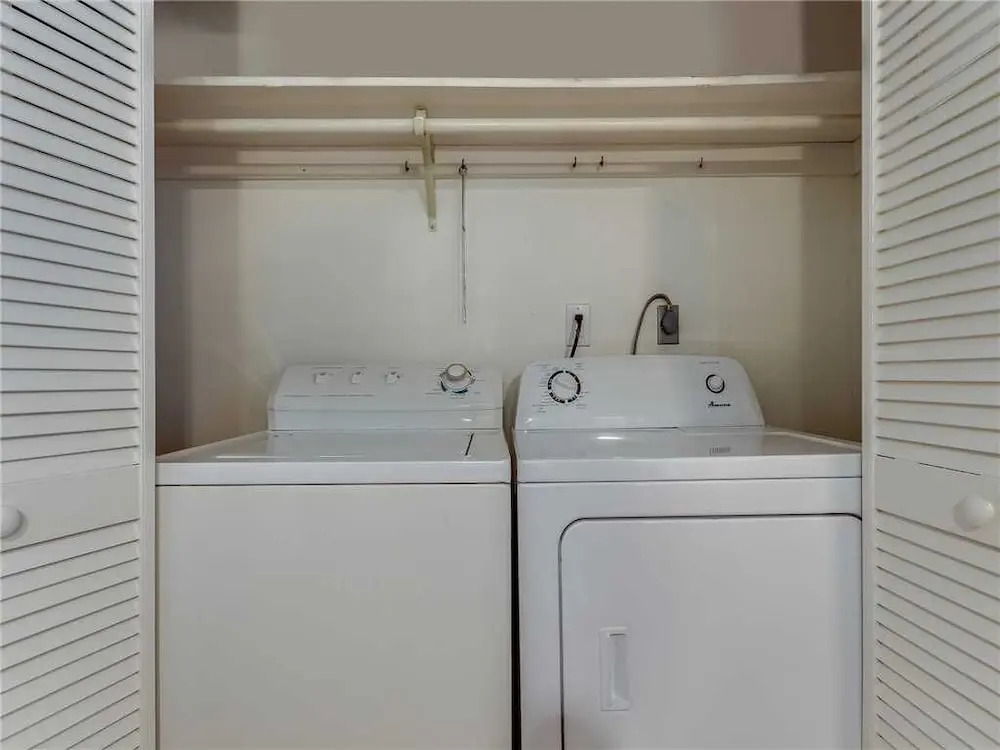Sea Horse Upper Level, 3 Bedrooms, Sleeps 10, Heated Pool, Pet Friendly