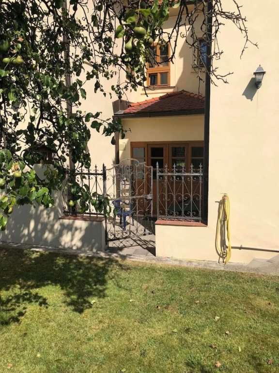 The Green Garden Apartment