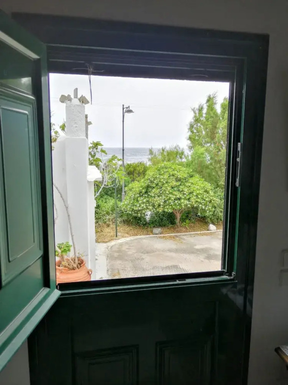 Traditional country house in Tinos