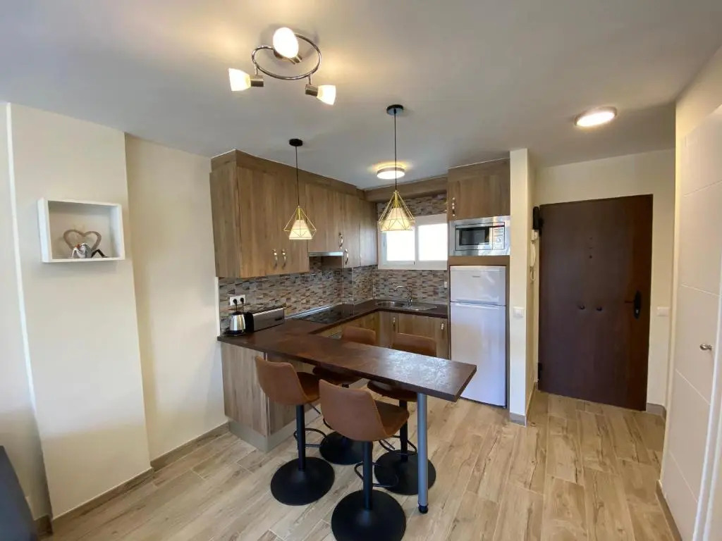 Modern 1 Bedroom Seaside Apartment with Pool