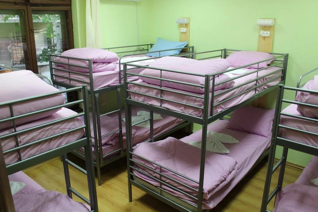 Hostel44