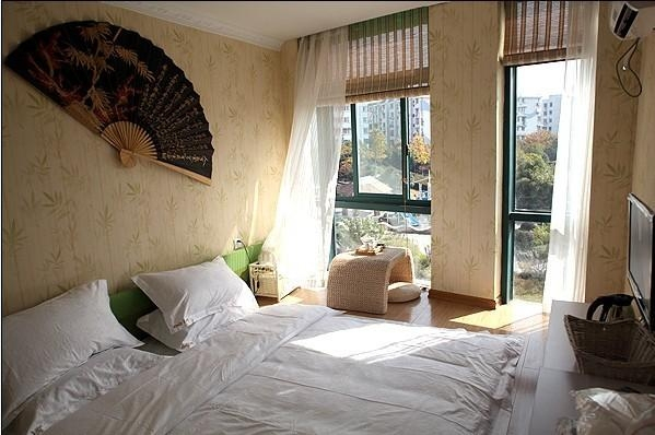 Future Love Hotel