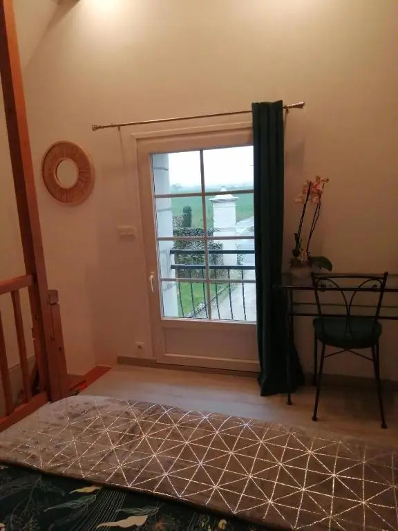 Le Clos Des Augers. Chambre Descartes (Adults Only)
