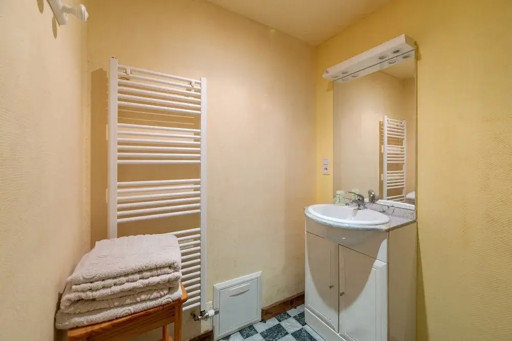 Quaint Holiday Home in Ferce