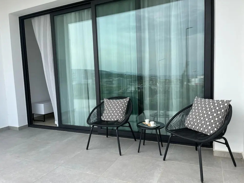 A12 Sun Valley Cove Garden Family Apartment