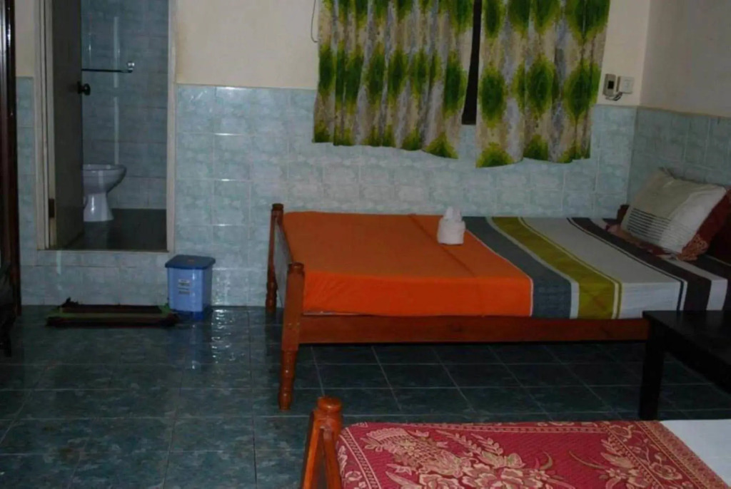 Longlin Guesthouse