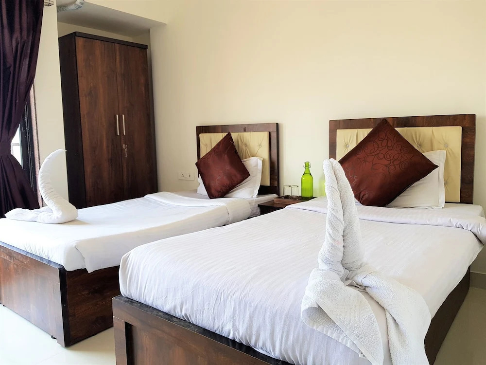 HexHomes Kandivali