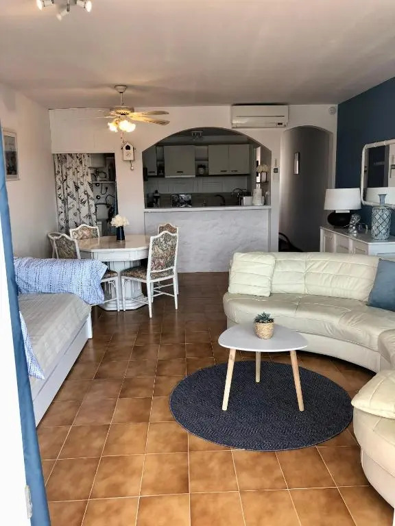 Appartement 80 m2,Port Rhodes D-2 chambres, terrasse panoramique, vue sur le canal principal d’Empuriabrava