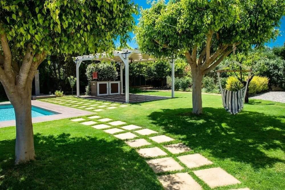 Villa Dimokratia