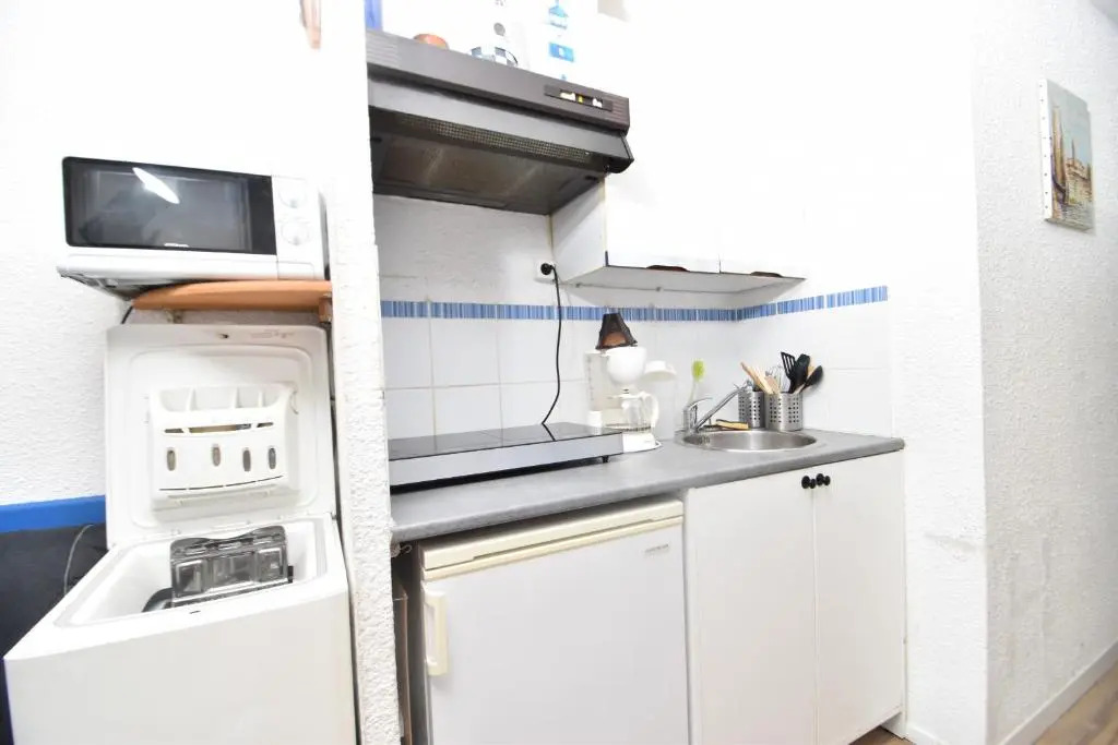 Studio cabine avec piscine LB C