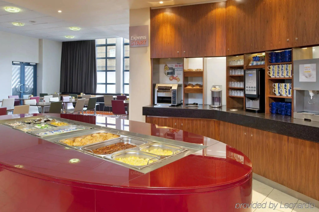 Holiday Inn Express London City by IHG