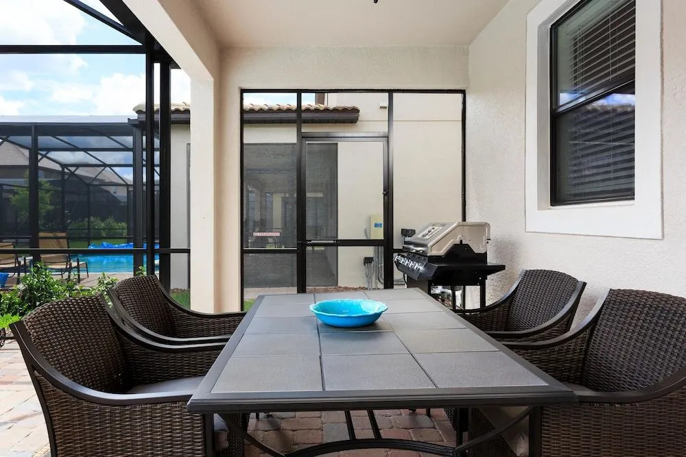 Villa Oasis Sunset 6 Bedroom Reunion
