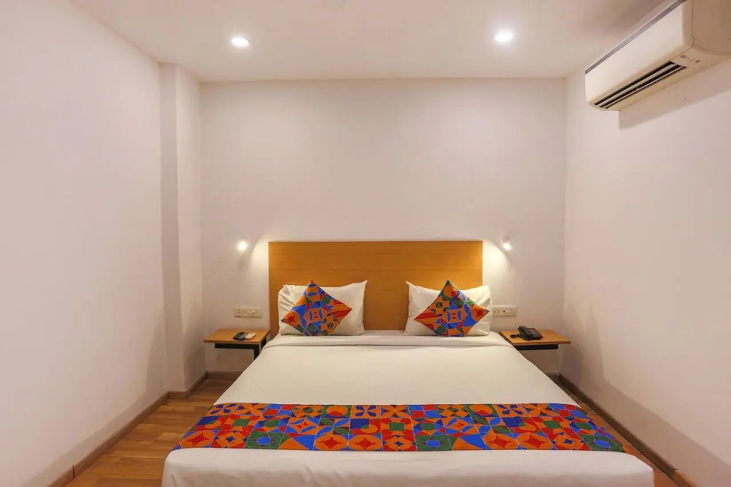 FabHotel Moro Paschim Vihar