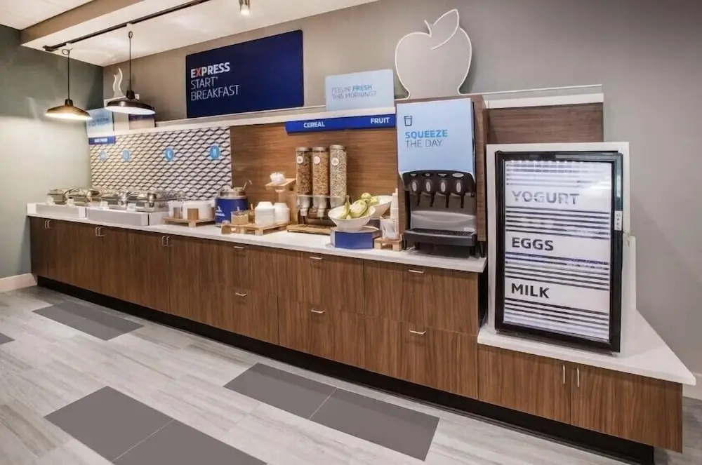 Holiday Inn Express And Suites Mobile West - I-65