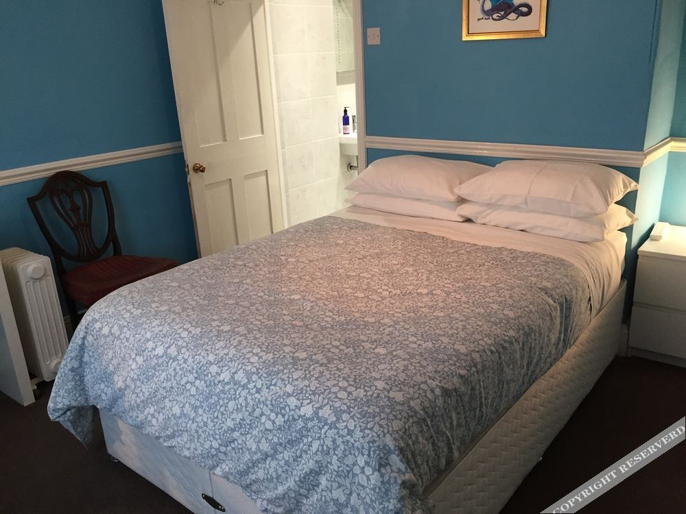 Circles Guest House