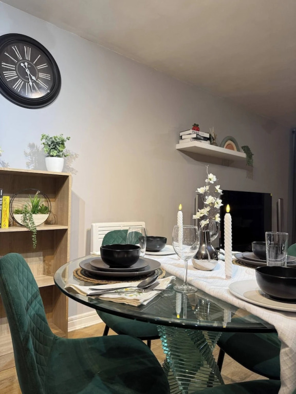 2bed Flat 5 Mins From New Street Free Parking