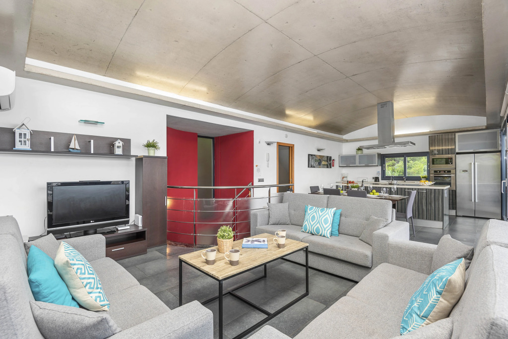 Villa Primasol by Villa Plus