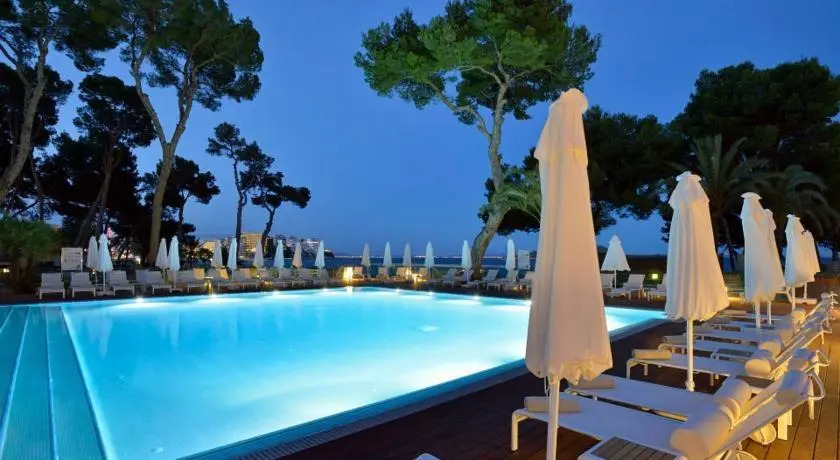 Apartamentos Montenova Playa