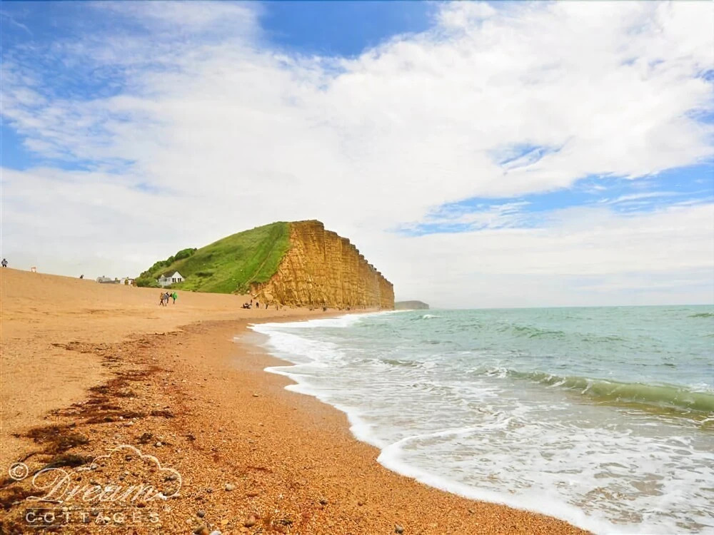 Poppas Cottage, BURTON BRADSTOCK