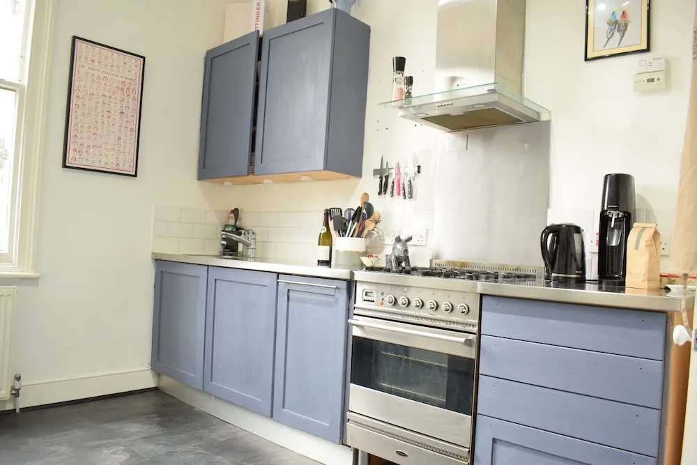 Quirky 1 Bedroom Flat in Highbury With Roof Terrace