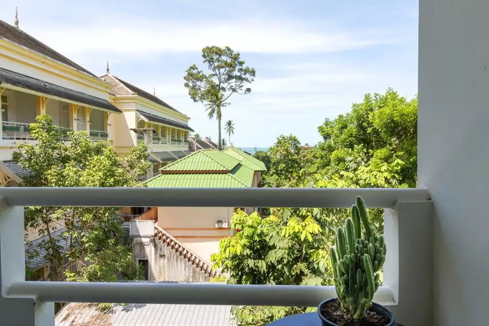 Chom Samui Place