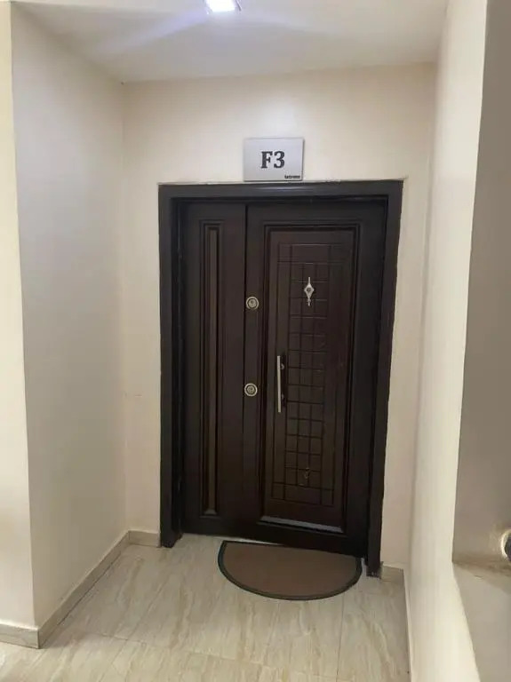 F-3 4bedroom Apartment