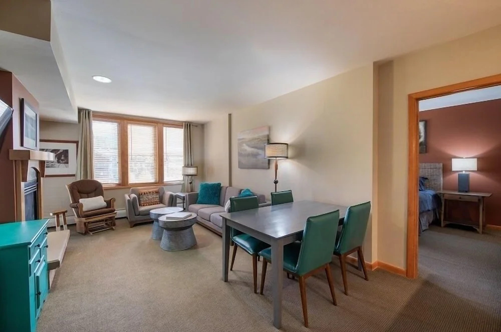 Continental Divide View Riverside Condo - Zephyr Mountain Lodge Select-Rated 2510