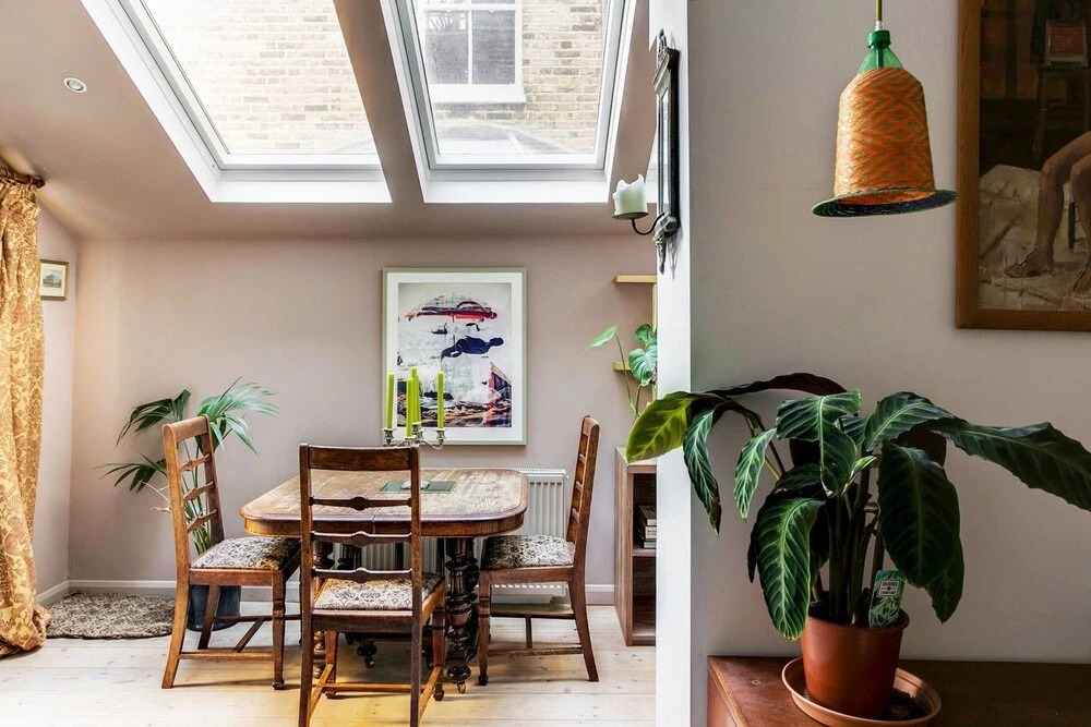 Bright 3 Bedroom Trendy Home by Hampstead