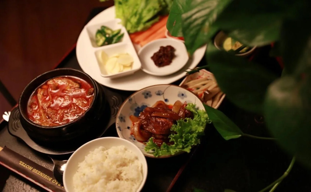 Gia Bao Hotel